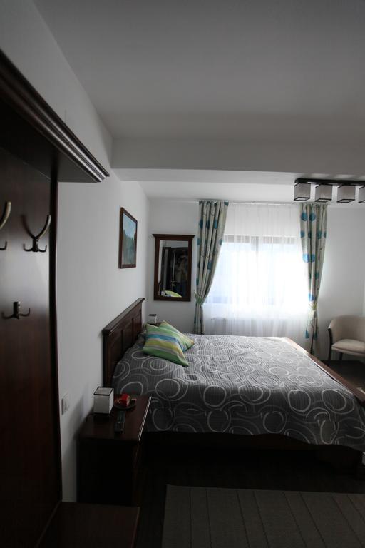 Pensiunea Livada Bunicului Stanesti  Buitenkant foto